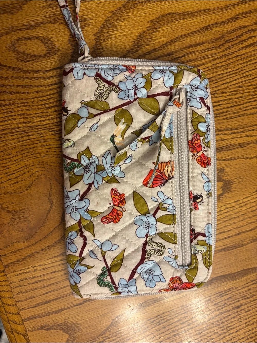 Vera Bradley Floral Quilted Wristlet Wallet in Cream and Blue
